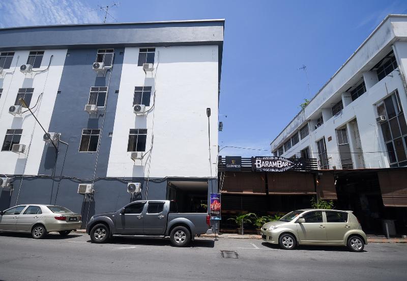 Oyo 989 Ostay Inn Miri Exterior photo